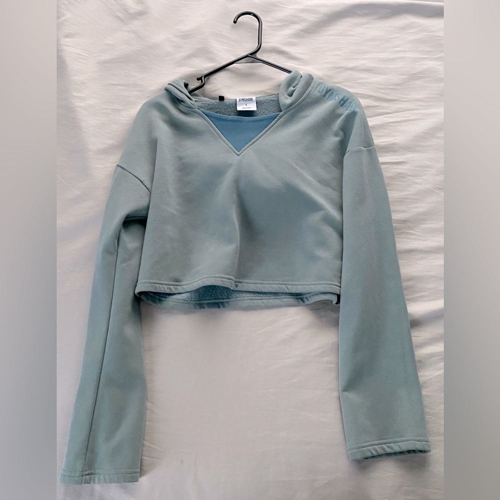 Cropped Gymshark Hoodie